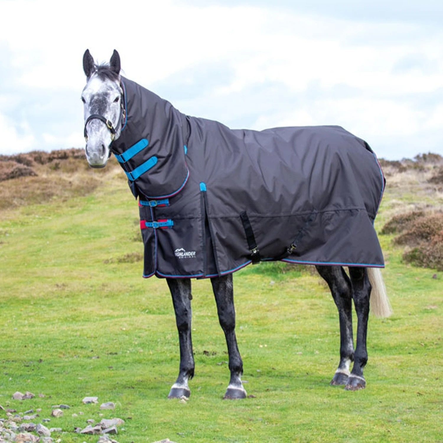 Shires Highlander Original 200 Combo Turnout Rug 3 Shires Highlander Original 200 Combo Turnout Rug