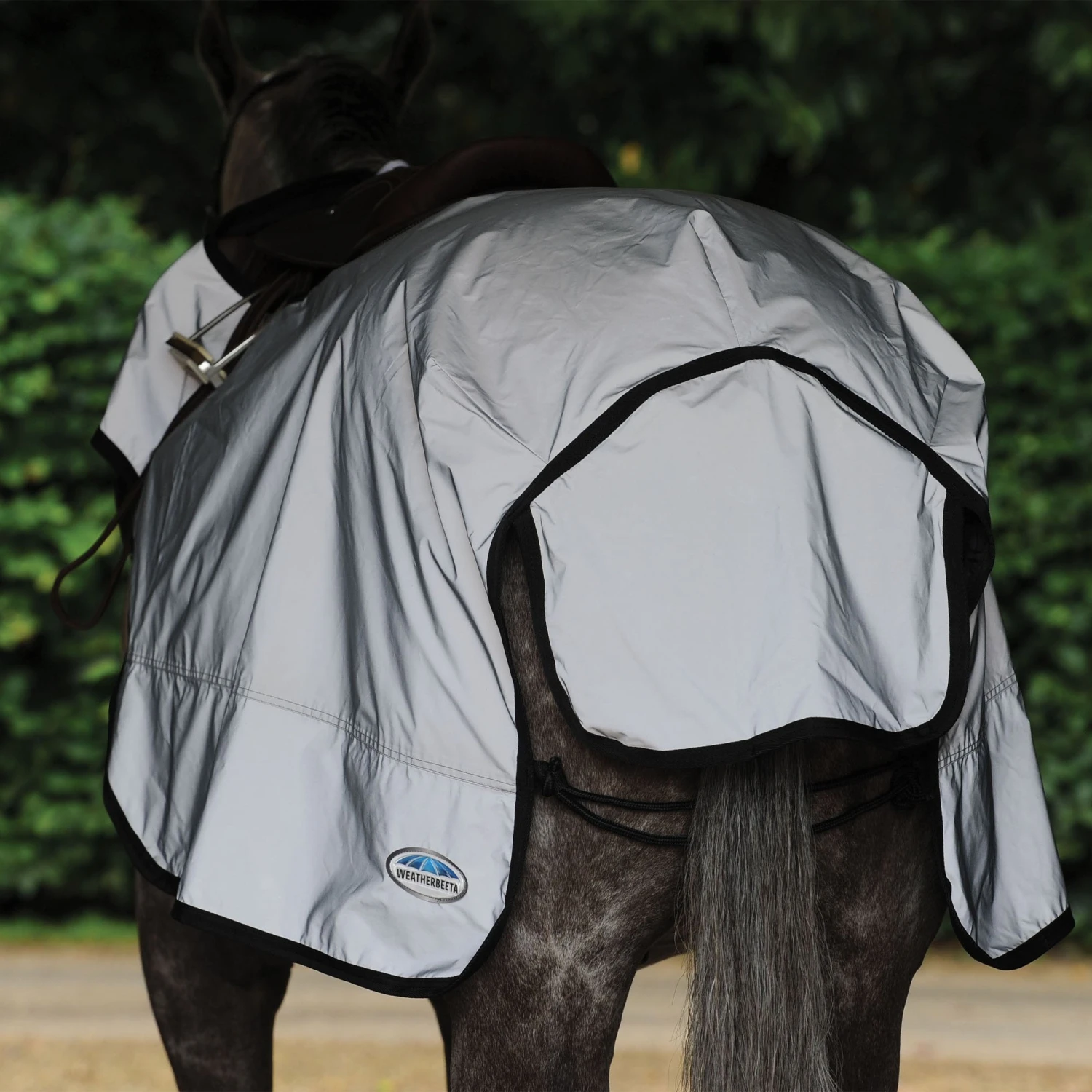 WeatherBeeta Reflective Wrap Around Exercise Sheet 4 WeatherBeeta Reflective Wrap Around Exercise Sheet - Image 2